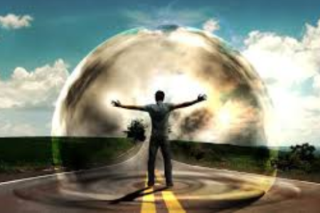 بين الخير ةالشر